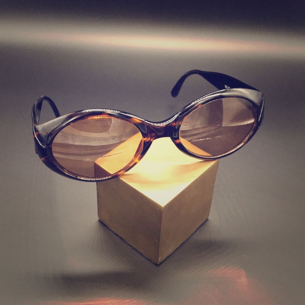 High Fashion Eyeglass/Sunglass Frames